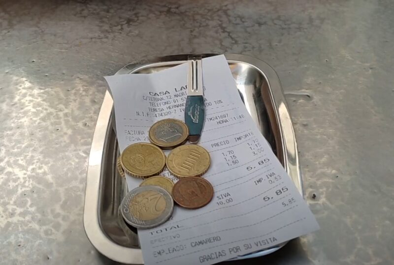 Tipping rules in Spain